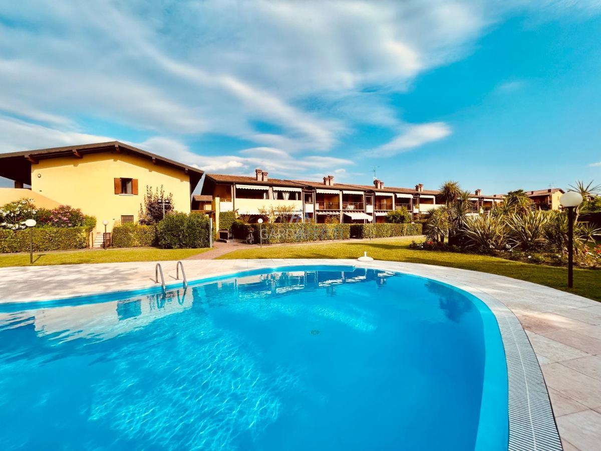 Artemide Apartment - A Soli 150M Dal Lago Di Garda シルミオーネ エクステリア 写真