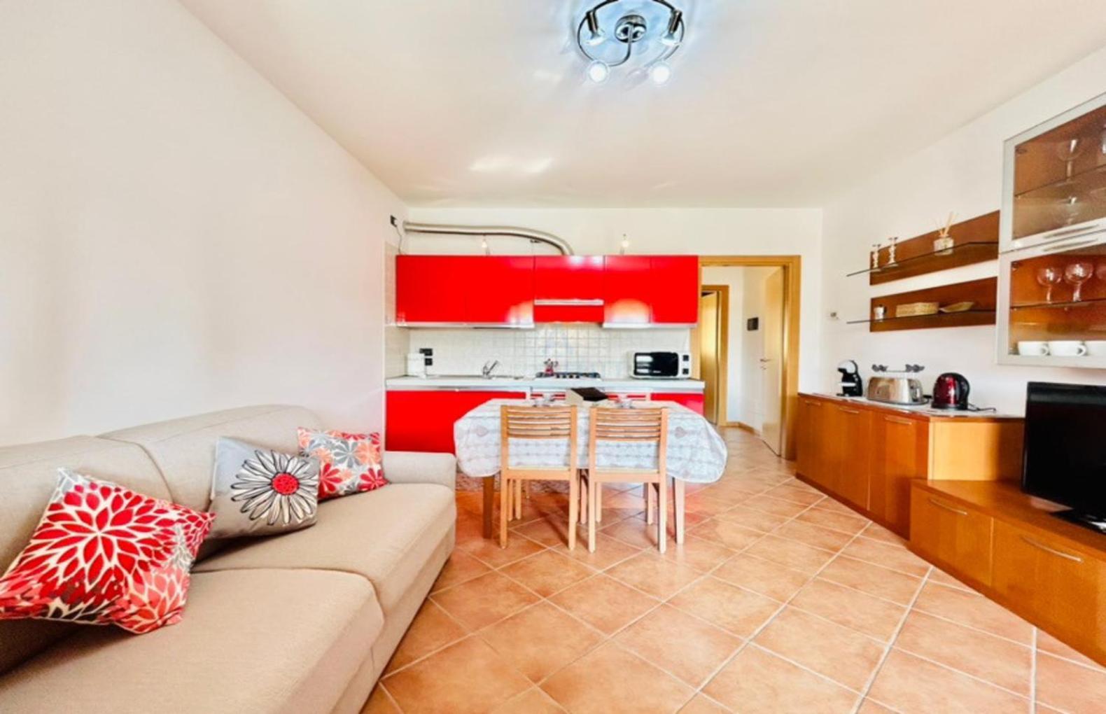 Artemide Apartment - A Soli 150M Dal Lago Di Garda シルミオーネ エクステリア 写真