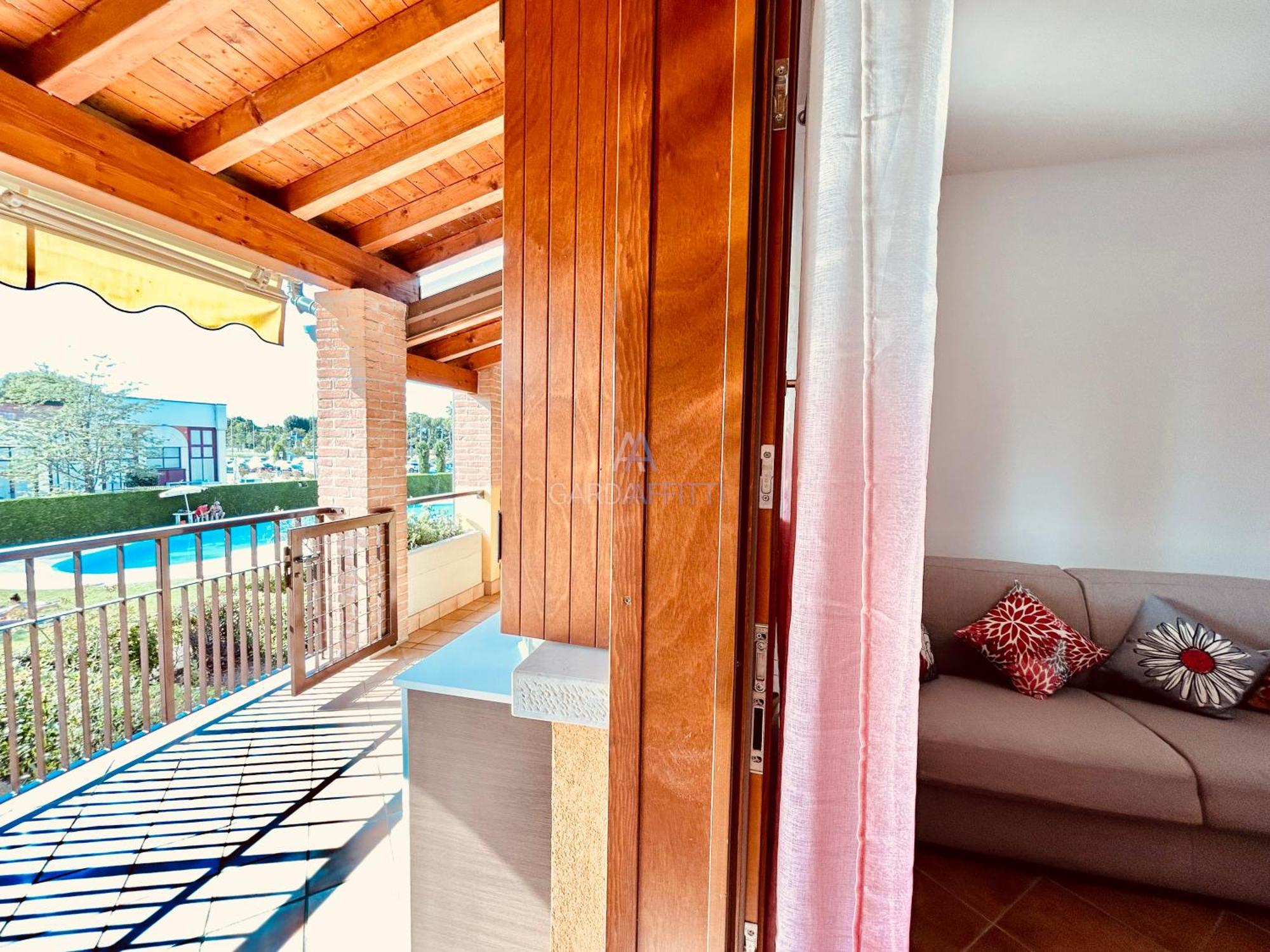 Artemide Apartment - A Soli 150M Dal Lago Di Garda シルミオーネ エクステリア 写真