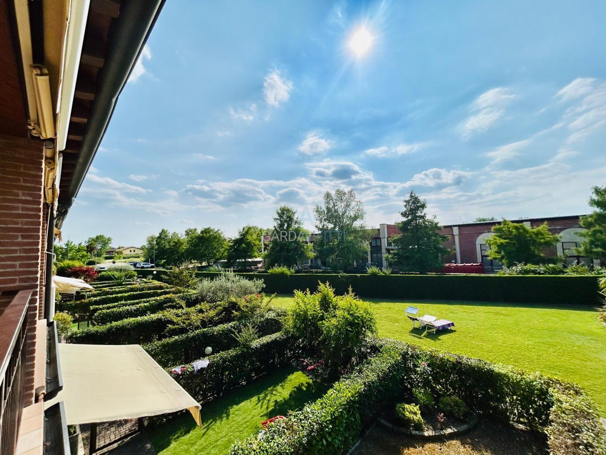 Artemide Apartment - A Soli 150M Dal Lago Di Garda シルミオーネ エクステリア 写真